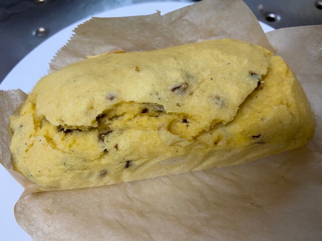 デーツ入り卵ケーキ