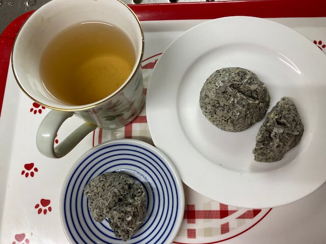 黒ごま米粉パンが美味しい