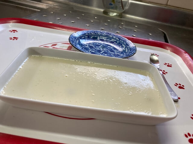 冷んやりデーツ豆乳寒天