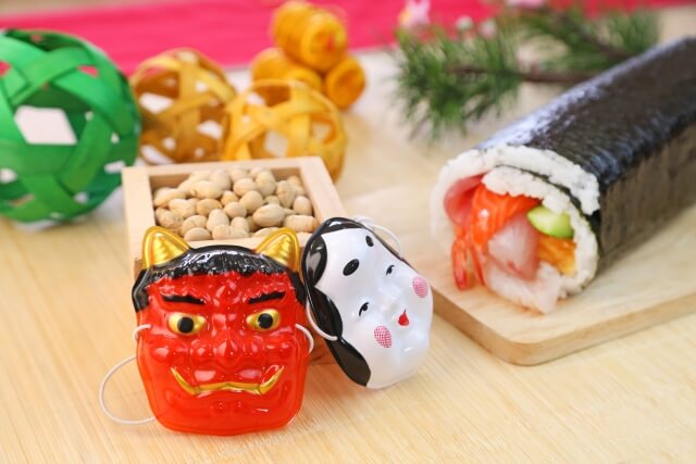 節分の恵方巻きと豆まき