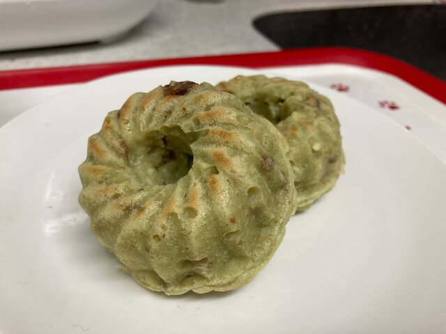 とっても簡単で美味しい青汁ケーキ