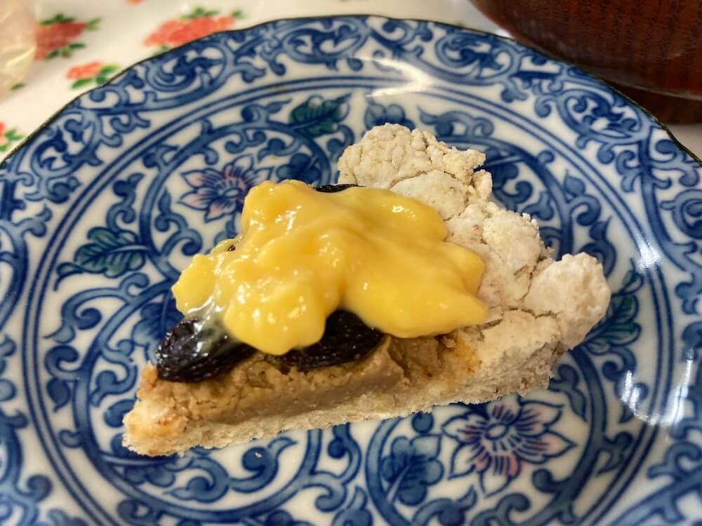 タルトに載せた豆乳カスタードクリーム