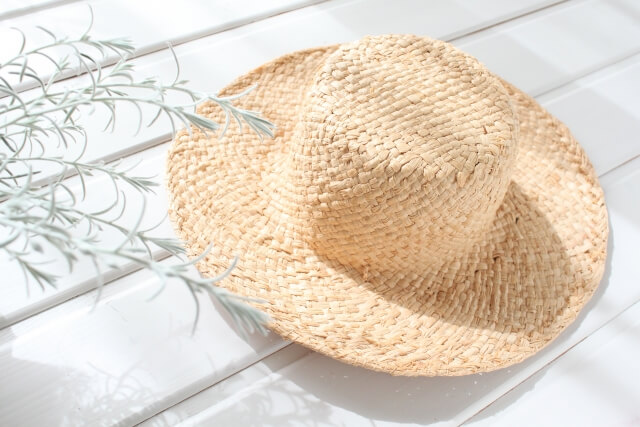 紫外線対策の帽子