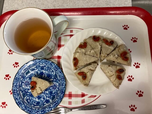 とっても美味しいクコの実（ゴジベリー）そば粉ケーキ